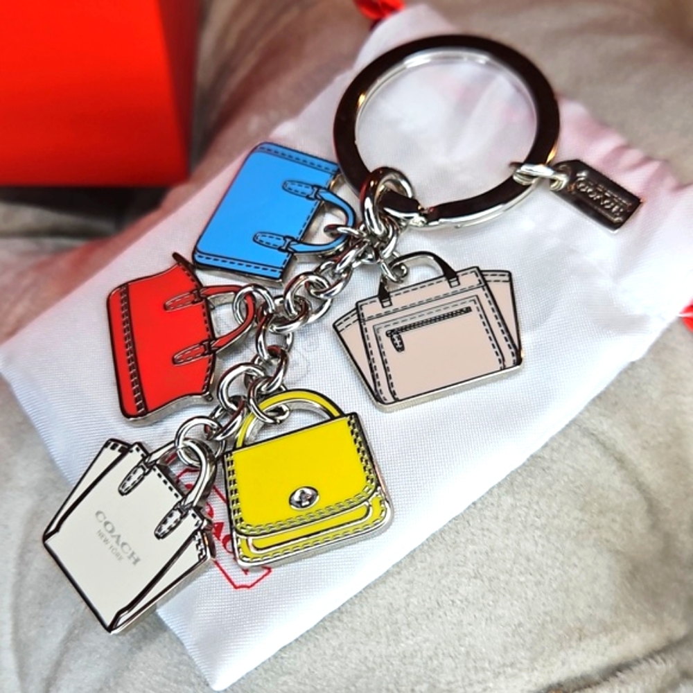 RARE Coach Limited Edition Luggage Travel Bag Charm Keychain Hang Tag - Picture 2 of 6